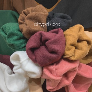 ST05 - Sweater trơn