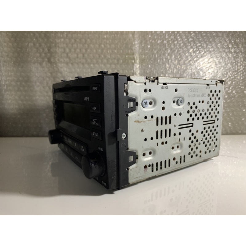 Đầu nghe nhạc CD/Tape ô tô