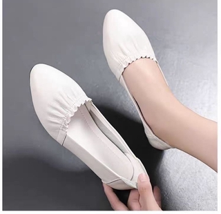 Giày nữ giày lười nữ da mềm đế cao su êm chân màu trắng và đen