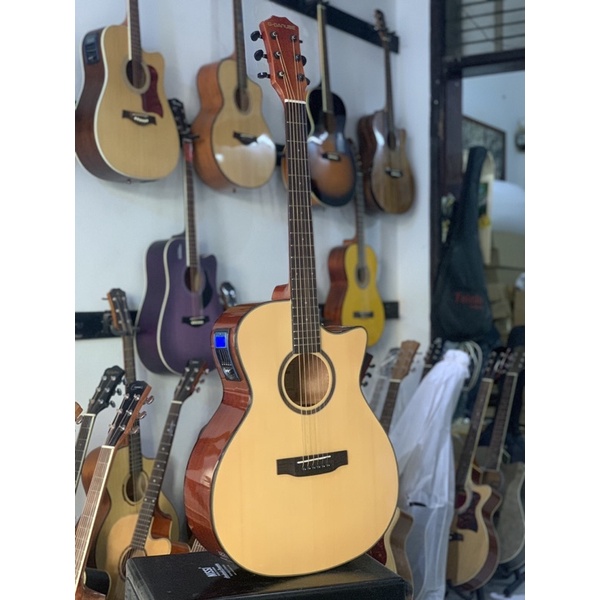 Guitar acoustic G-Danube Tích Hợp EQ Ra Loa