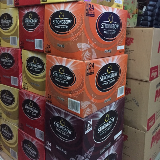 Strongbow Cider 4 vị Táo-Mật ong -Dâu-Việt quất.