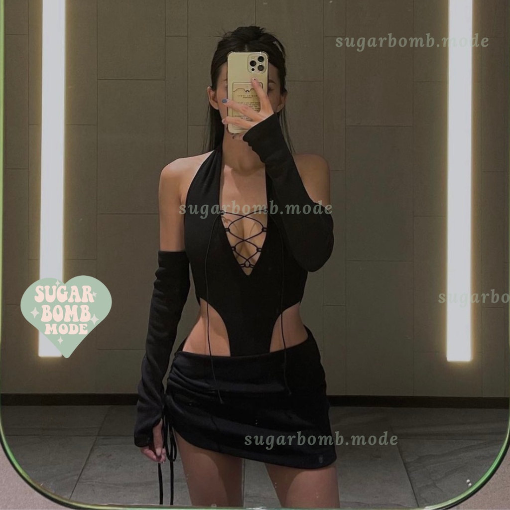Set Đồ Nữ Đi Chơi Sang Chảnh Áo Croptop Tay Dài Dây Chéo Chân Váy Ngắn Đen Rút Dây Tôn Dáng Ôm Body Sugarbomb.mode
