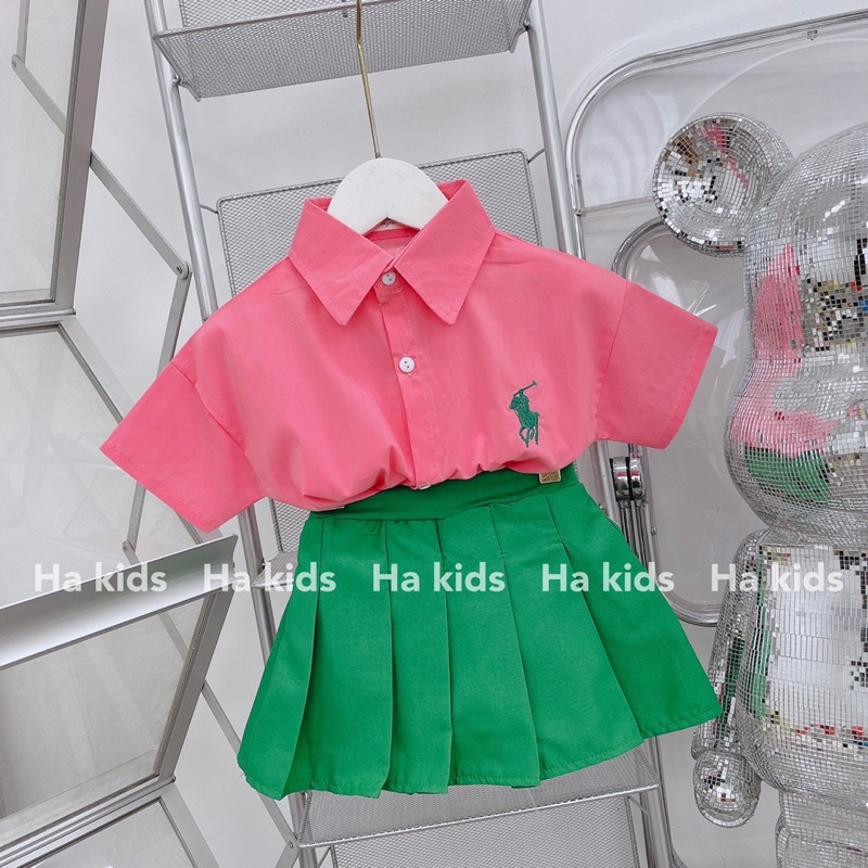 Set áo polo hồng cv xanh xếp ly bé gái