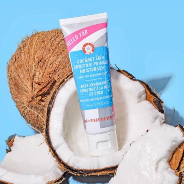 Kem lót làm mượt da, mờ lỗ chân lông FIRST AID BEAUTY Coconut Skin Smoothie Priming Moisturizer