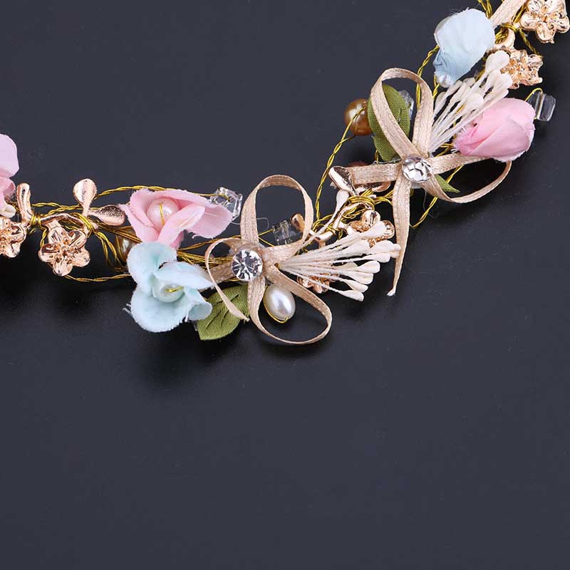 Vòng cài tóc cô dâu đính hoa và ngọc trai