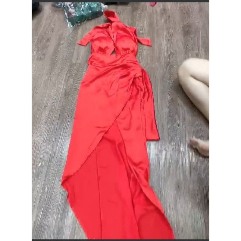 Đầm lụa đỏ cao cấp | BigBuy360 - bigbuy360.vn