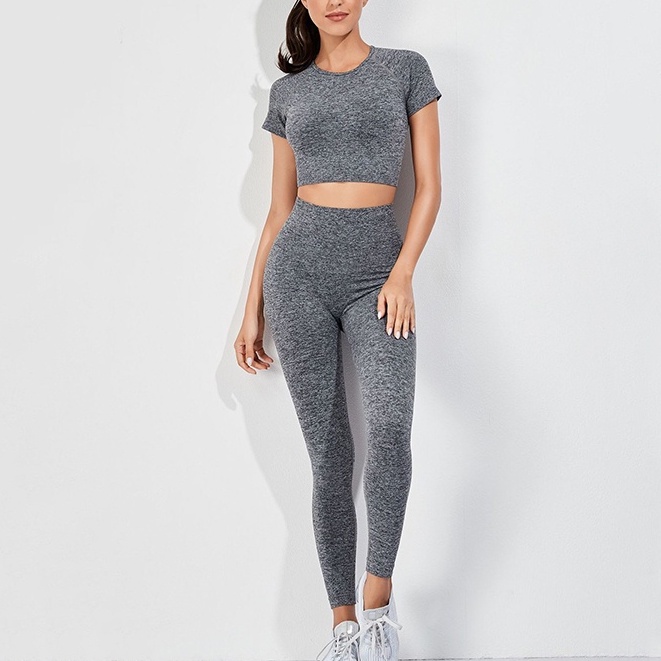 Bộ quần áo thể thao lưng cao thời trang dành cho nữ | BigBuy360 - bigbuy360.vn