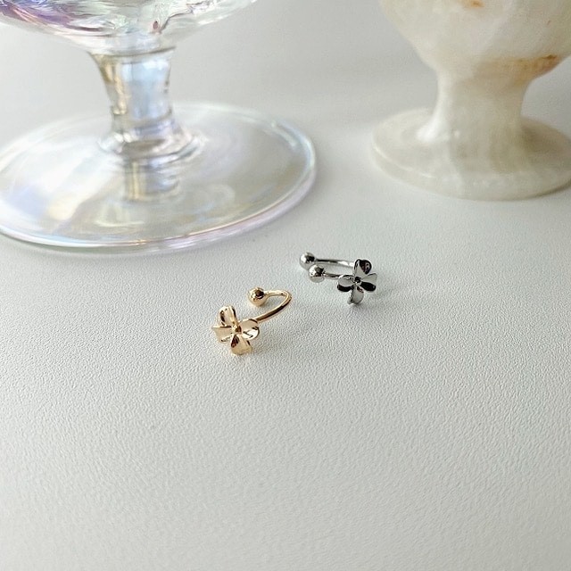 Khuyên kẹp vành tai hình cỏ 4 lá Modleaf Clover earcuff Hàn Quốc