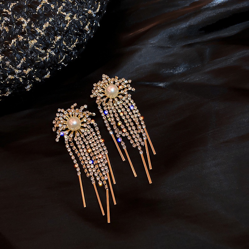 Khuyên Tai Kim Loại Dài Tua Rua Thời Trang Hàn Quốc Cho Nữ