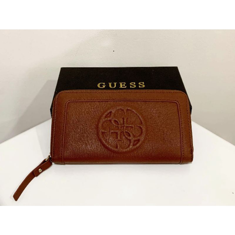 VÍ GUESS DÀI CẦM TAY
