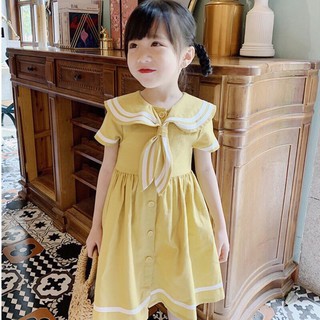 VÁY VÀNG THUỶ THỦ