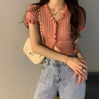 Croptop cổ V xẻ tà