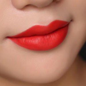 Son sáp màu đỏ cam 02