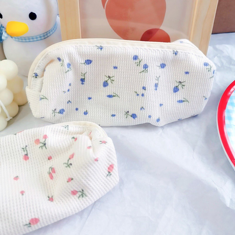 Túi đựng bút họa tiết in hoa trang nhã