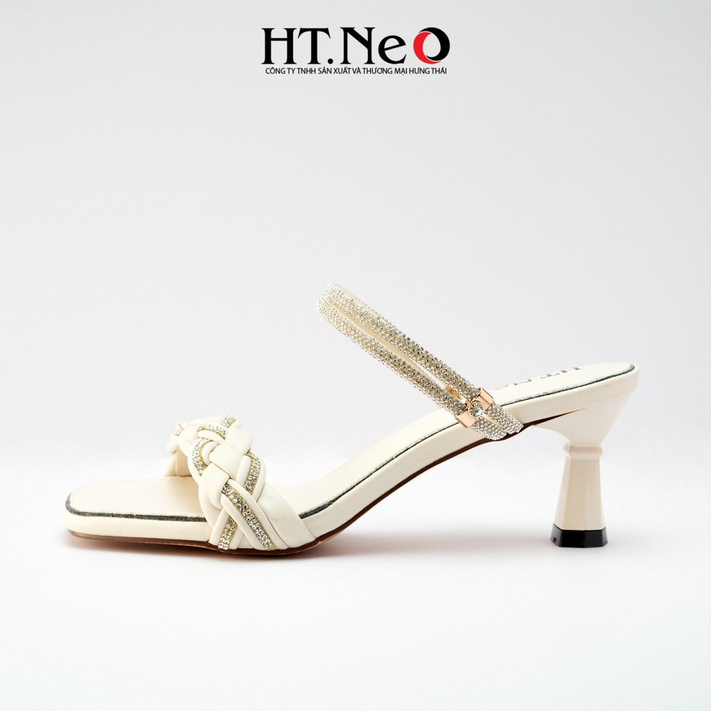 Giày sandal nữ HT.NEO da mềm mại, đế vuông, thiết kế trẻ trung, thanh lịch phương hướng classic SDN116