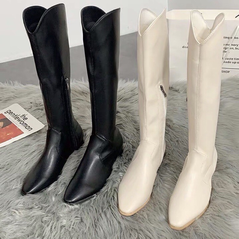 Boots cao bồi nữ cổ V cao dưới gối mũi nhọn gót 4cm da mềm ôm chân có khoá sườn