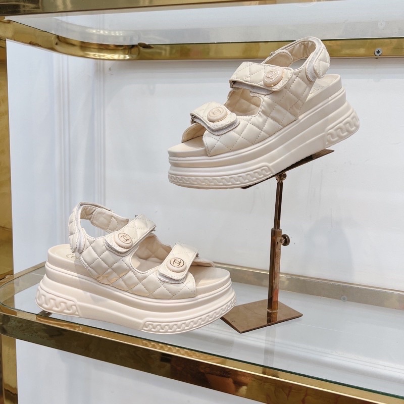 Sandal cn khuy tròn quai dán đế cao fullbox