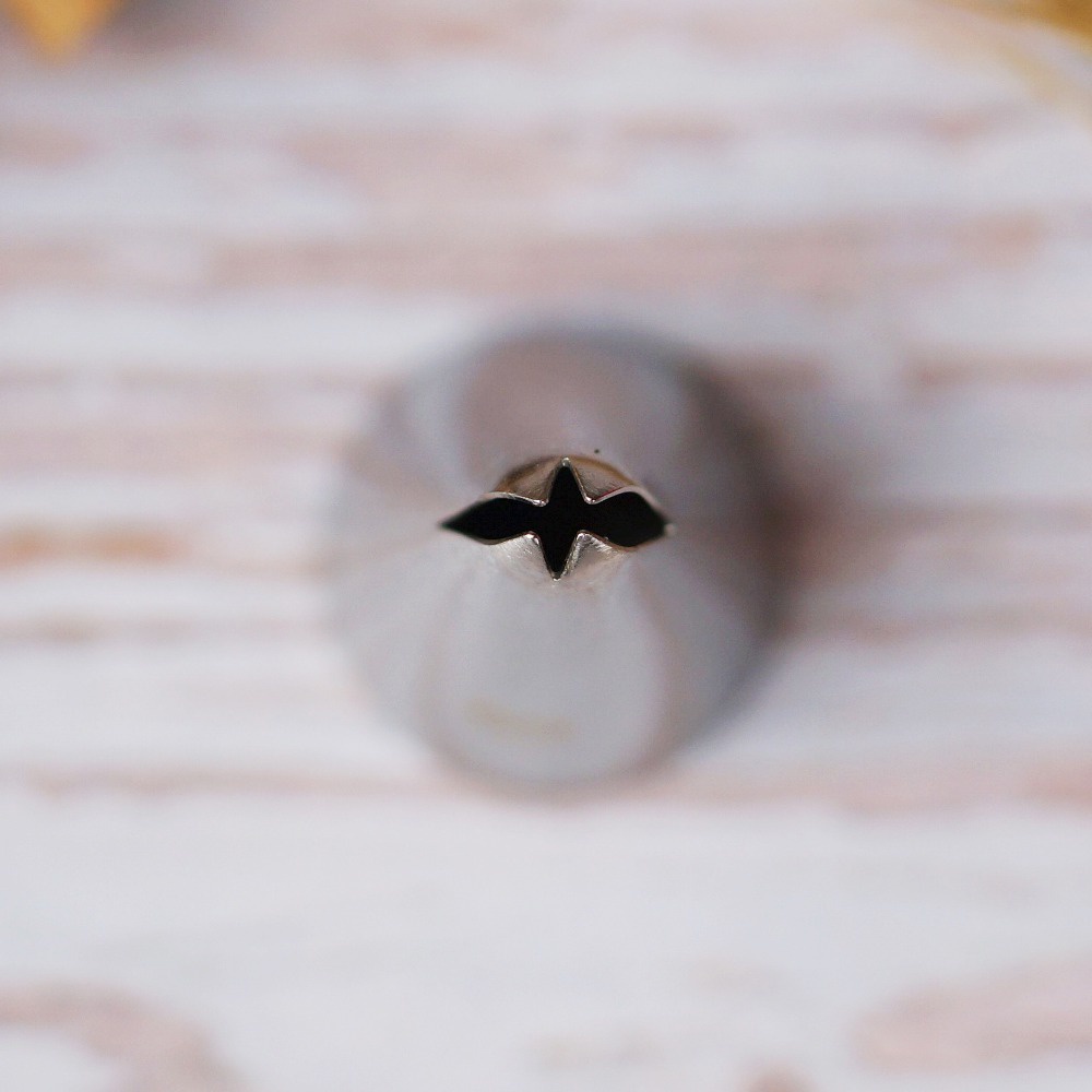 #Đuôi Bắt Bông Kem 69 Đầu Trang Trí Bánh