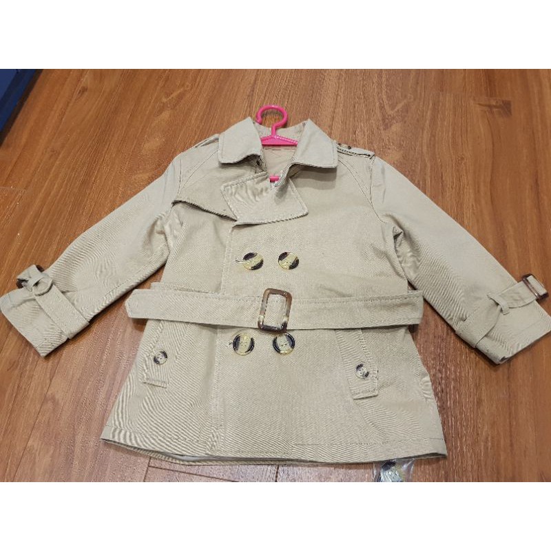 THANH LÝ áo măng tô K's closet