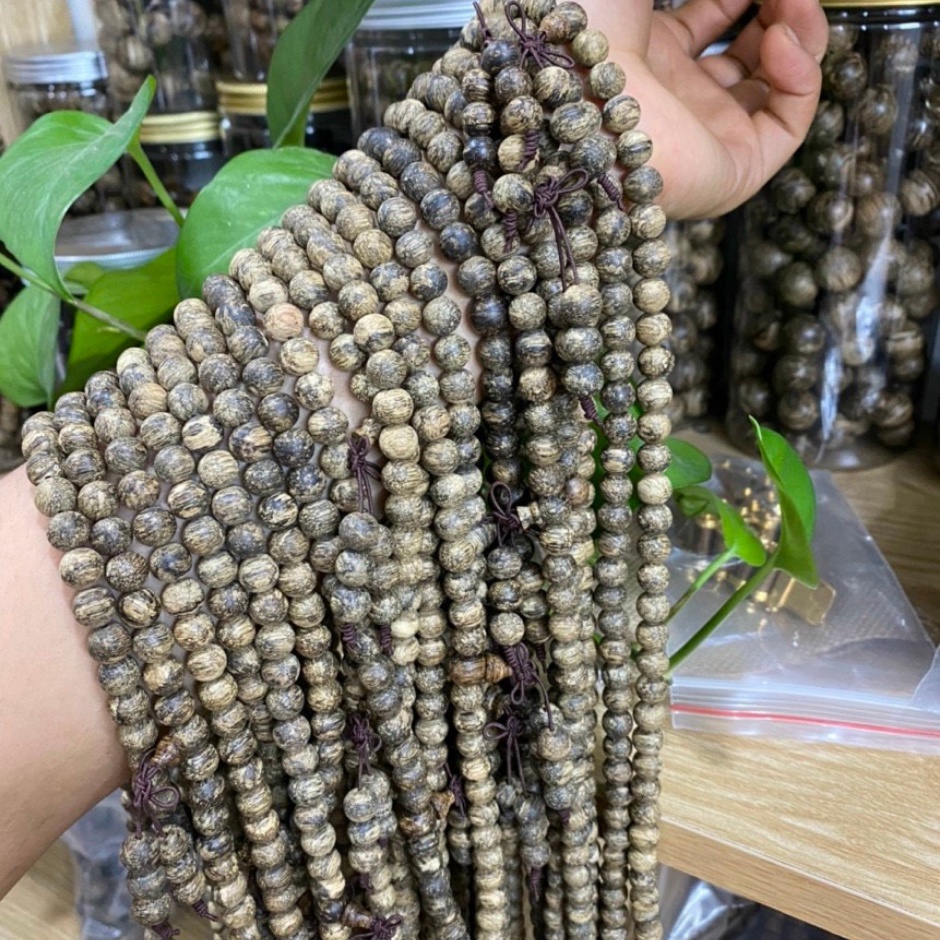 Vòng Tay Trầm Hương 108 Hạt 8mm Trầm Dó Dây INDO Cao Cấp Xịn VIP Lạc Việt cho Nam Nữ Cầu Tài Lộc - Phú Quý - Bình An