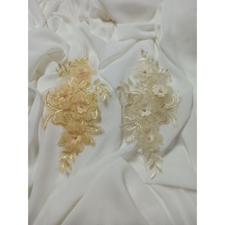 hoa ren trang trí áo dài - hoa ren 3D màu trắng và vàng