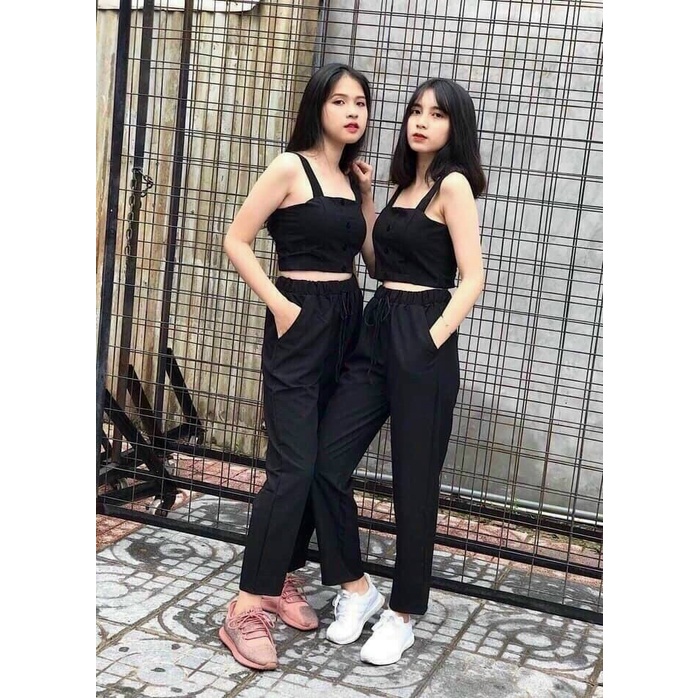 Set áo hai dây ngực đính nút và quần dài bo chun