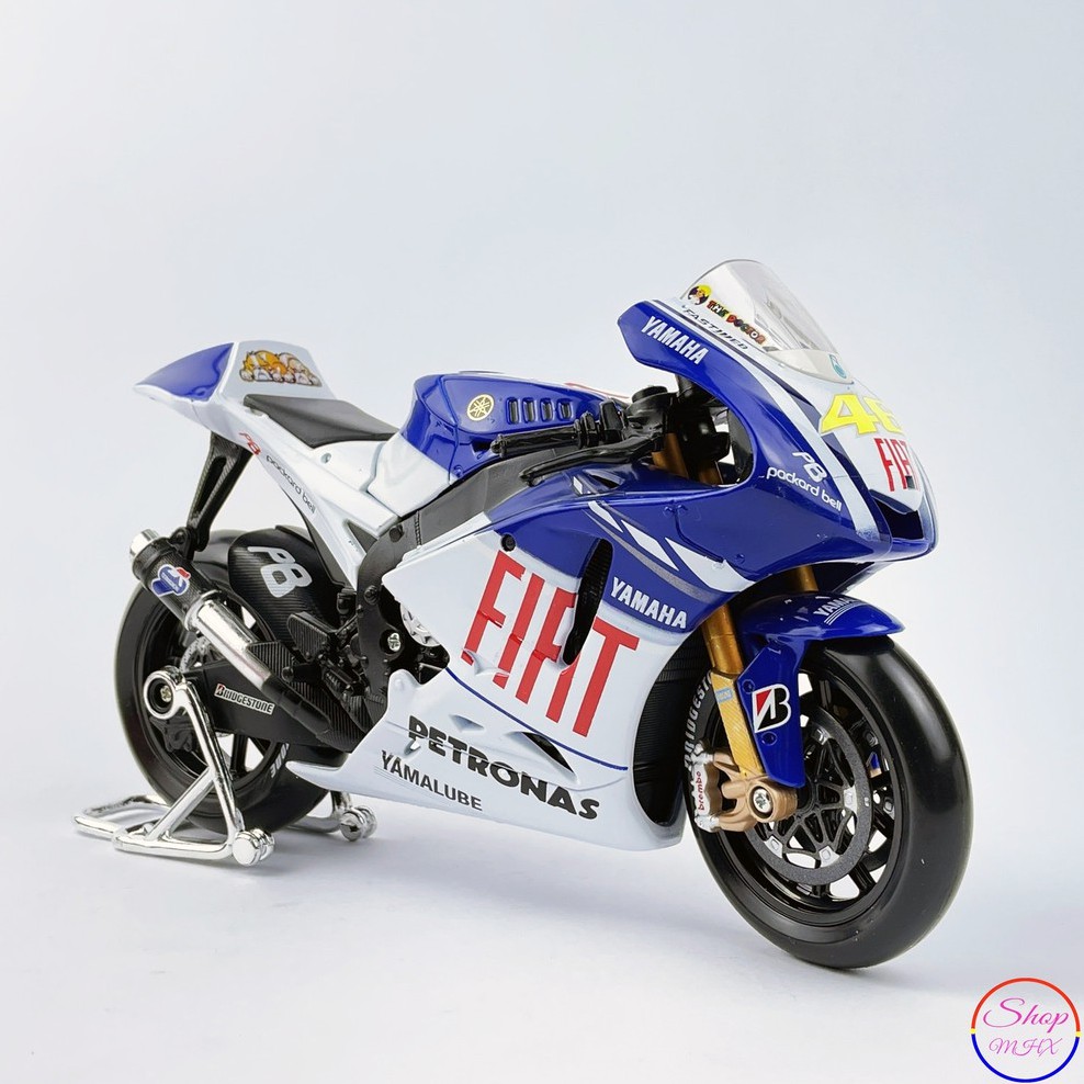 Xe mô hình mô tô Yamaha YZR M1 2006 TẶNG KÈM BIỂN SỐ tỉ lệ 1:10 hãng Maisto