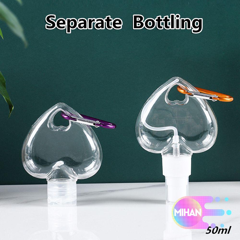 Chai rỗng đựng mỹ phẩm trong suốt 50ml có thể đổ đầy lại kèm móc kim loại dùng tiện dụng khi du lịch