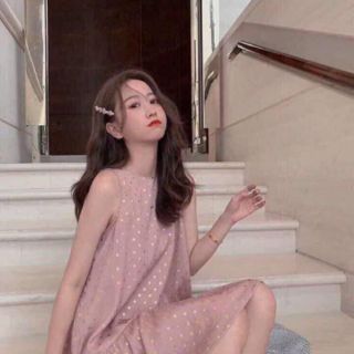 Váy chấm bi hồng