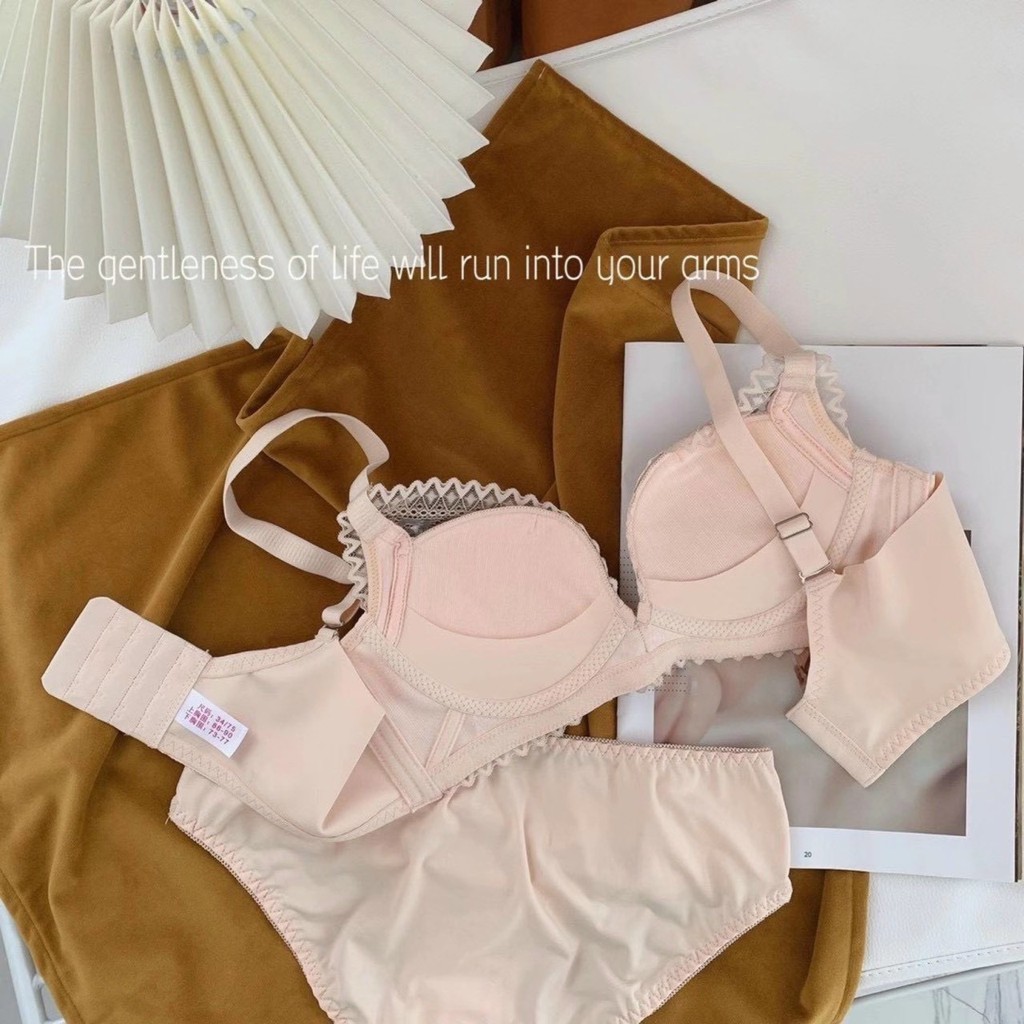 Set đồ lót nữ hoạ tiết đốm thời trang | BigBuy360 - bigbuy360.vn