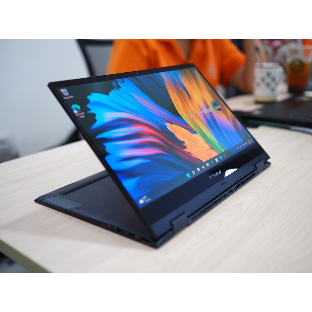 Laptop Asus Zenbook Flip 13 qua sử dụng đẹp như mới