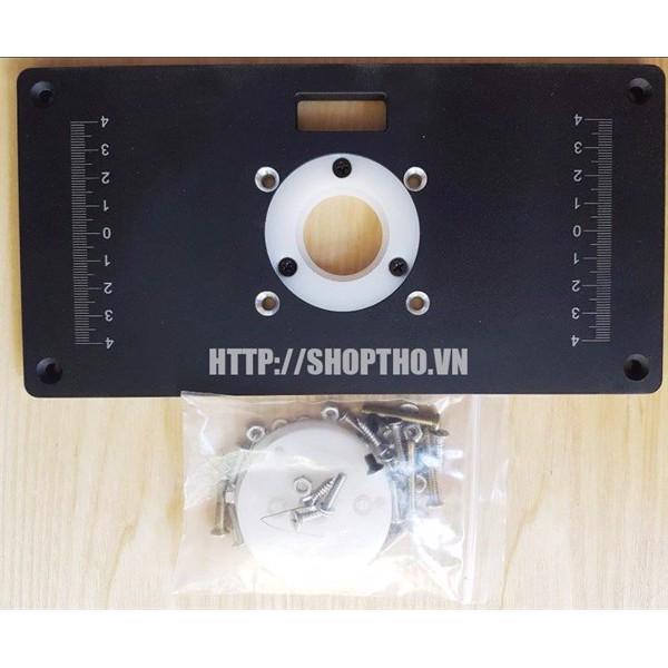 Mặt gá máy phay - Makita RT0700C