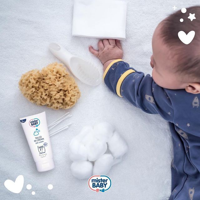 Kem Dưỡng Da Cho Bé Yêu Mister Baby Talc (ITALY) | Bảo Vệ Làn Da - Cân Bằng Độ Ẩm - Ngăn Ngừa Vi Khuẩn Có Hại (150ml)