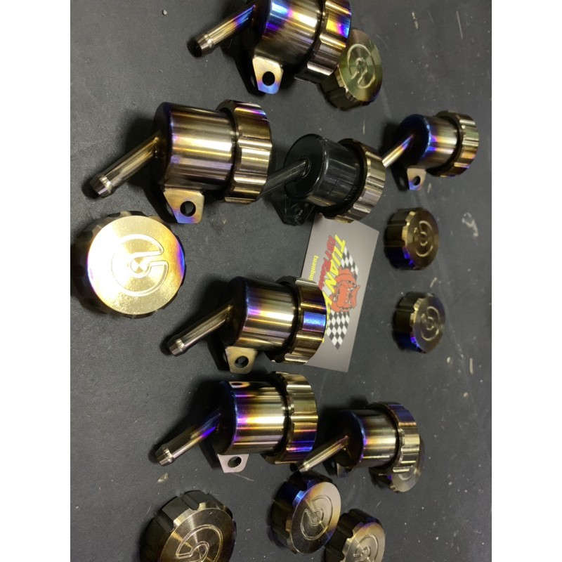 Bình dầu titanium xài cho cùm tay rời , bình dầu rời thông dụng mọi loại xe có ben dầu thắng sau