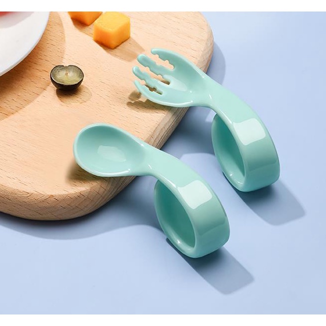 Thìa Dĩa Cong Misuta Cho Bé Tập Xúc Tiện Lợi