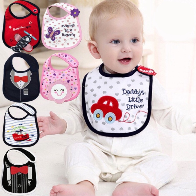 Yếm dán 3 lớp chống thấm Carter cho bé