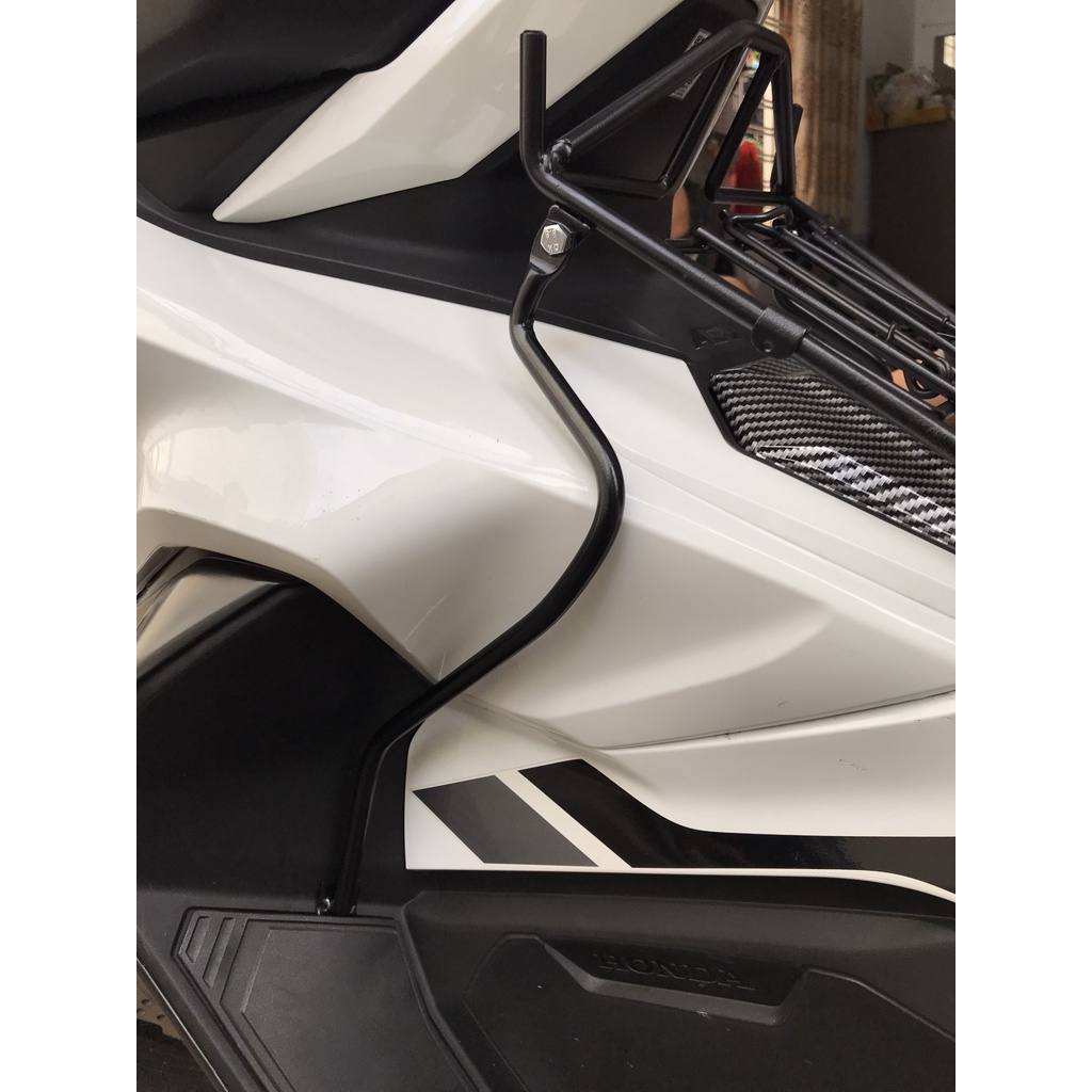 ADV, Baga giữa ADV 150 INOX sơn đen