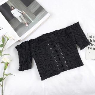 Áo croptop trễ vai đan dây