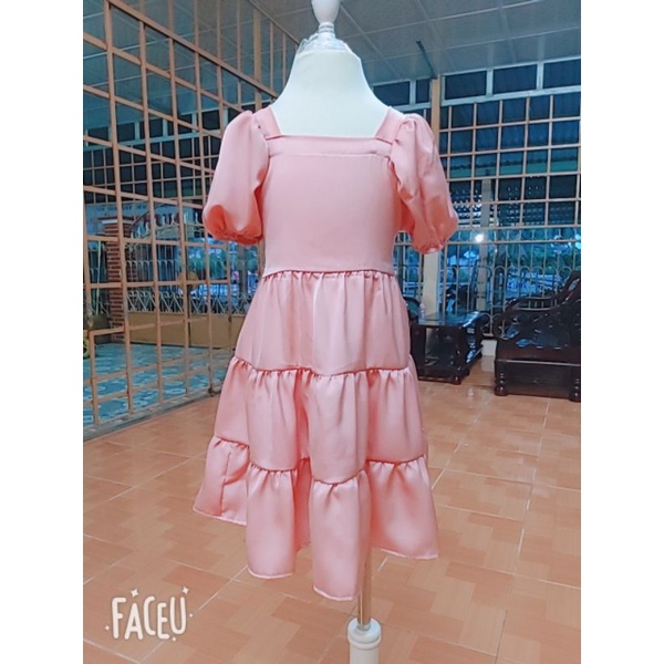 Đầm xòe bé gái