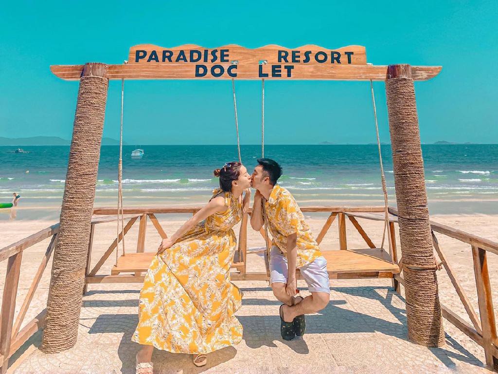 Set đồ couple CP074,Áo đôi áo cặp-Giá đăng bao gồm cả sơ mi nam và set v | BigBuy360 - bigbuy360.vn