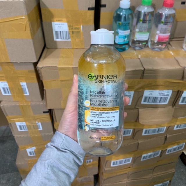 Nước Tẩy Trang Chứa Dầu 3 In 1 Garnier SkinActive Micellar Oil-Infused Cleansing Water