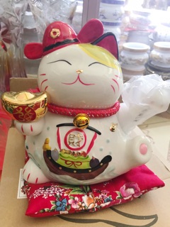 Mèo thần tài may mắn sứ