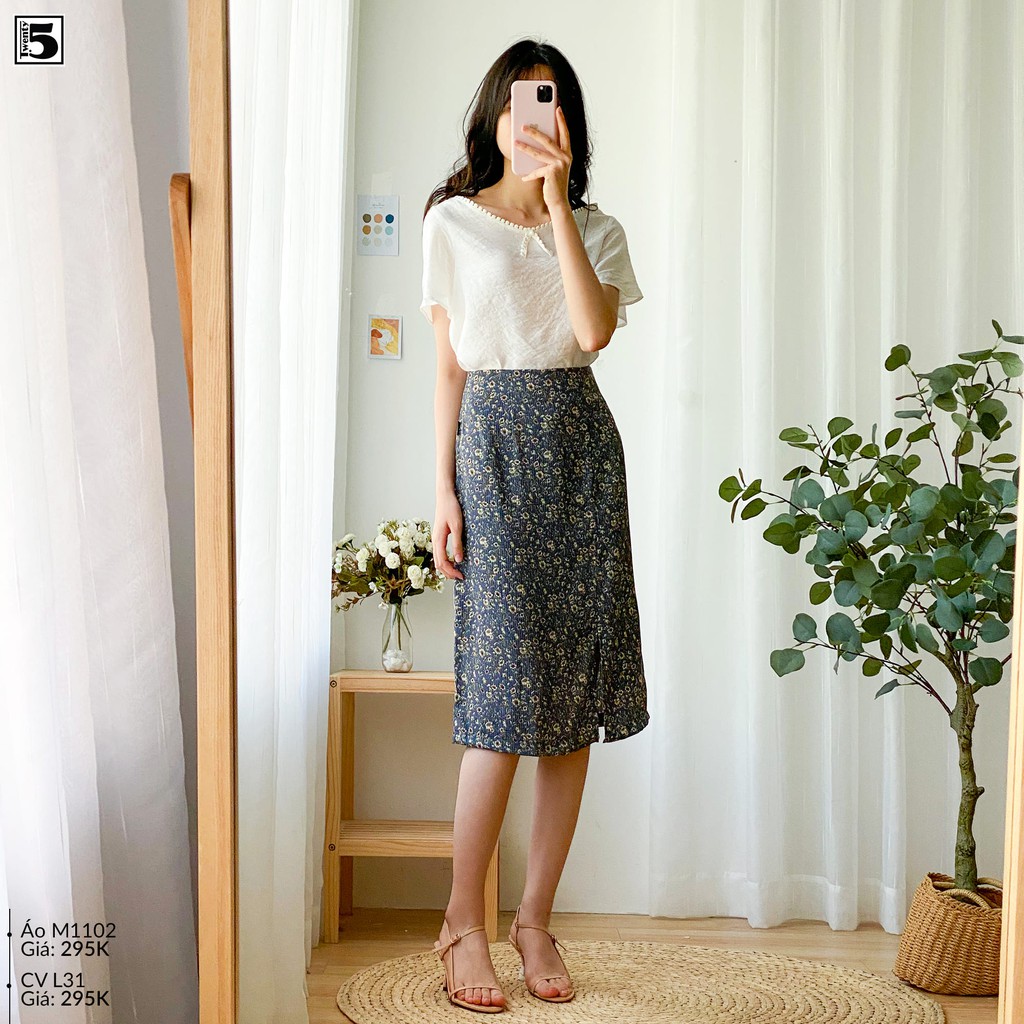 Chân váy hoa nhí vintage, xẻ vạt Twentyfive L31 | BigBuy360 - bigbuy360.vn
