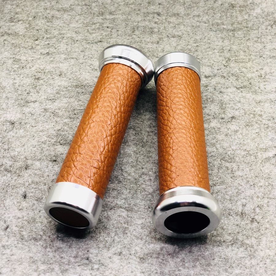Bộ 2 Vỏ Bọc Tay Lái Xe Máy 22mm Bằng Da Và Nhôm Kiểu vintage Cho suzuki triumph bmw harley