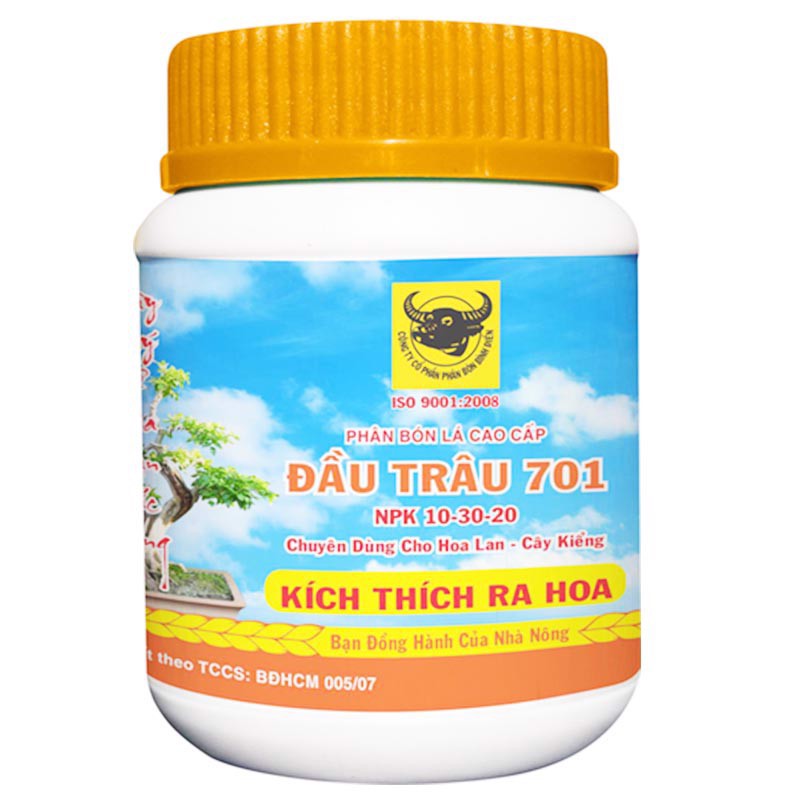 Phân đầu trâu 701 kích thích phân hóa mầm hoa, giúp hoa ra sớm và ra nhiều hoa