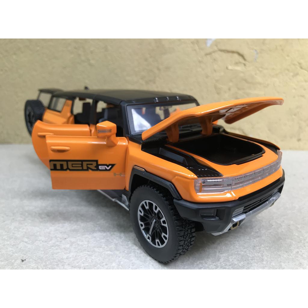 Mô hình xe GMC HUMMER EV 2024 - 1:24