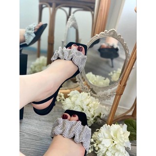 Giày Sục Quai Chéo Hót Hit