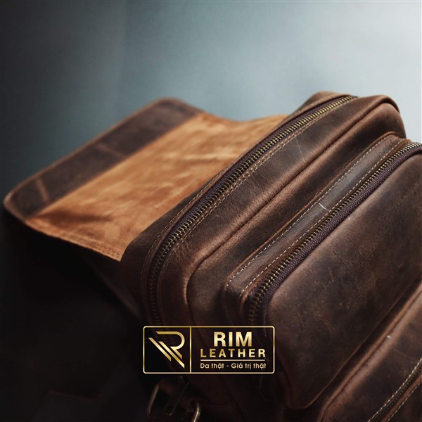 Túi Đeo Chéo Da Bò Sáp Dáng Hộp Đứng Khóa Bấm Giả Cài