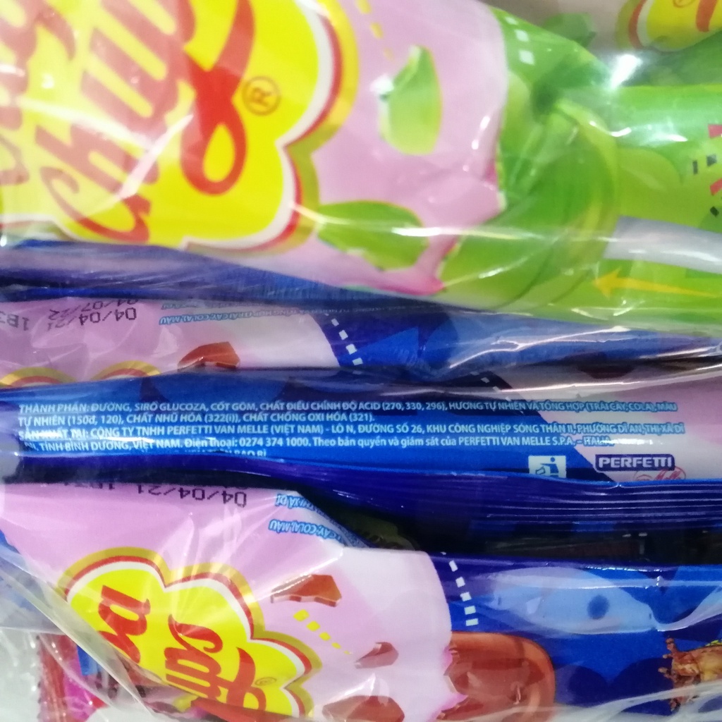 Kẹo Mút Chupa Chups Với Gum Thổi Big Babol Bên Trong (Gói 30 que)