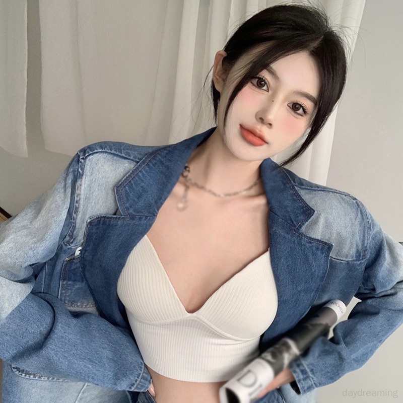 Áo Croptop Sát Nách Cổ Chữ V Màu Sắc Đơn Giản Thiết Kế Ôm Sát Tôn Dáng